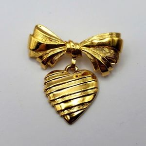 Vintage Avon Grandmother Heart pin
